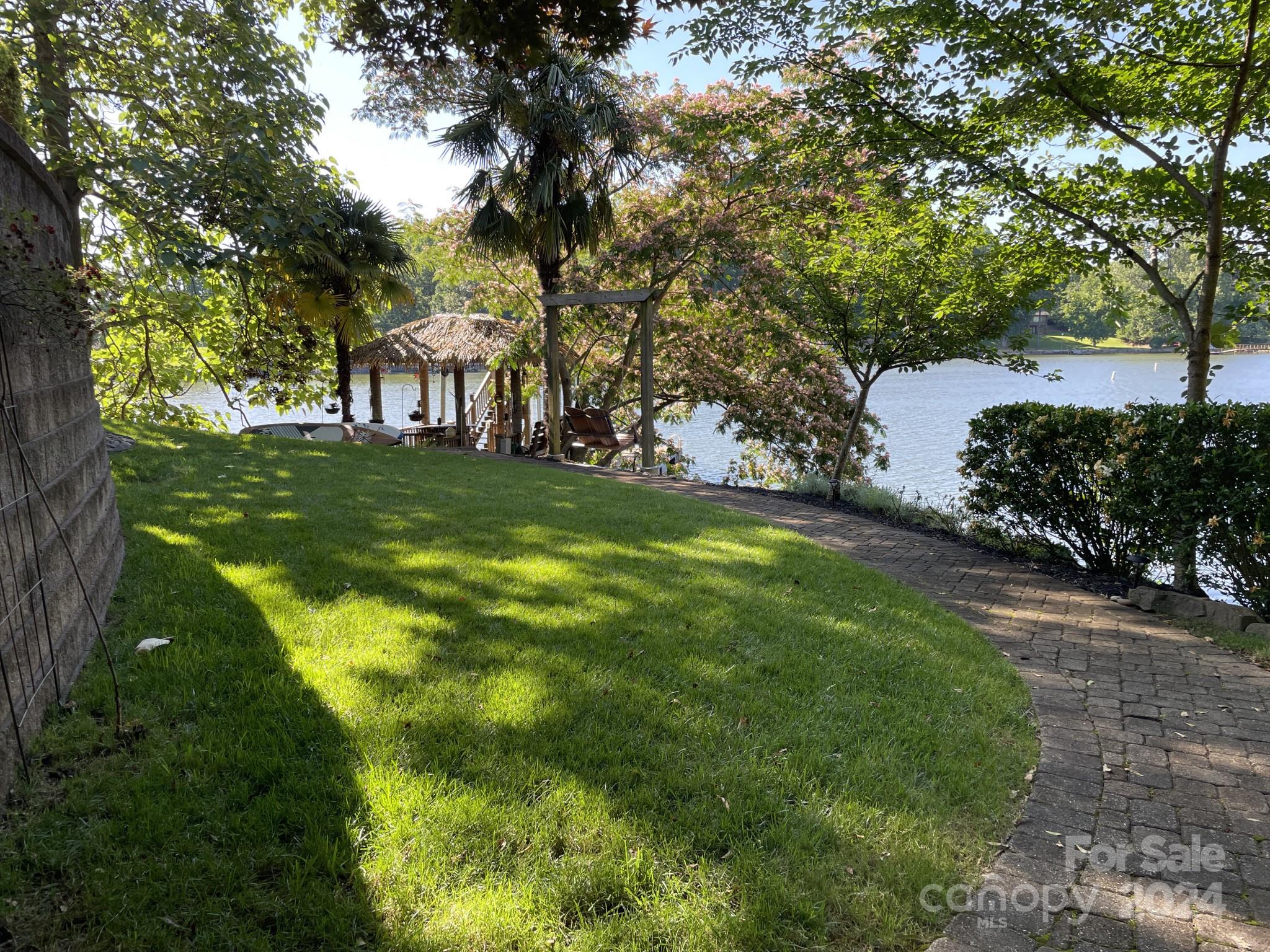 Lakeshore - Residential