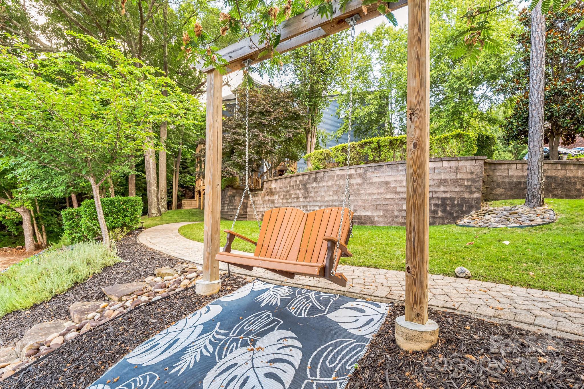 Lakeshore - Residential