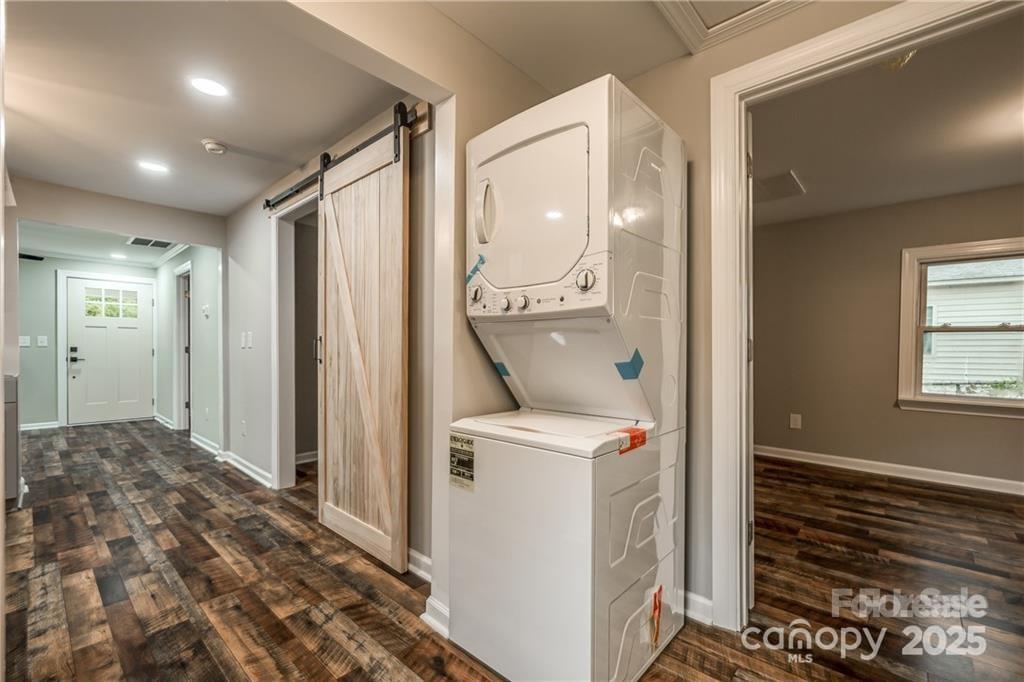 Sunset Park - Residential Lease