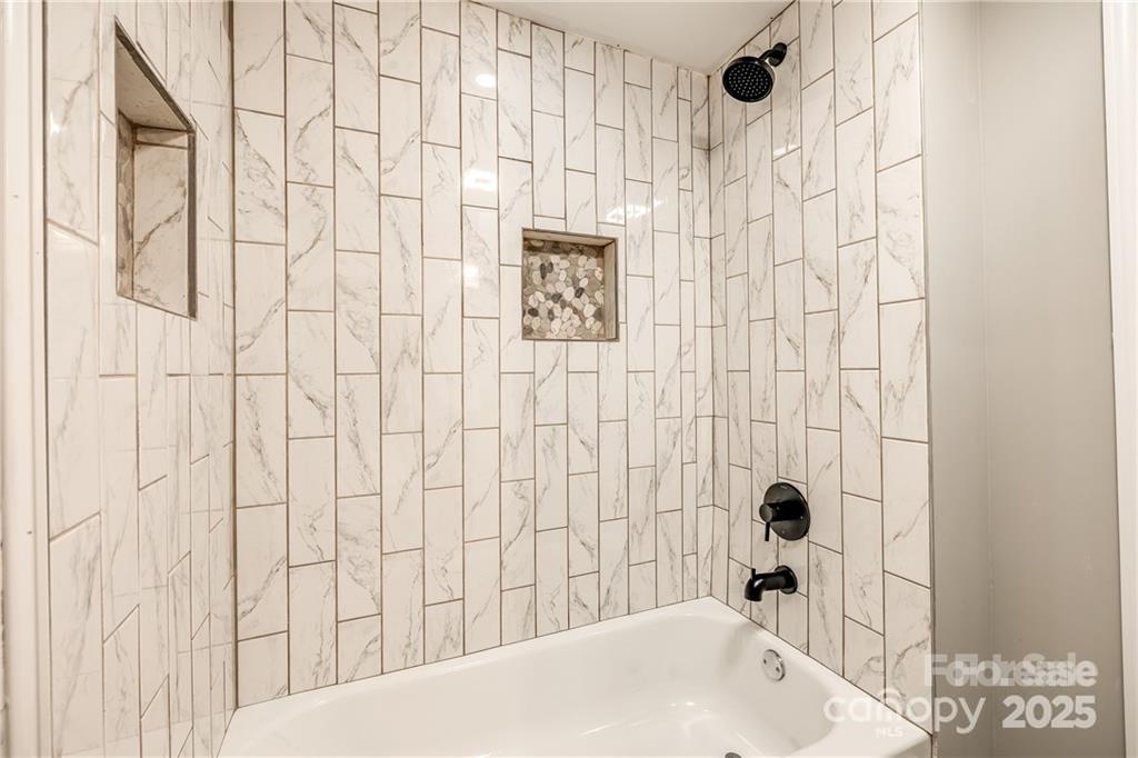 Sunset Park - Residential Lease