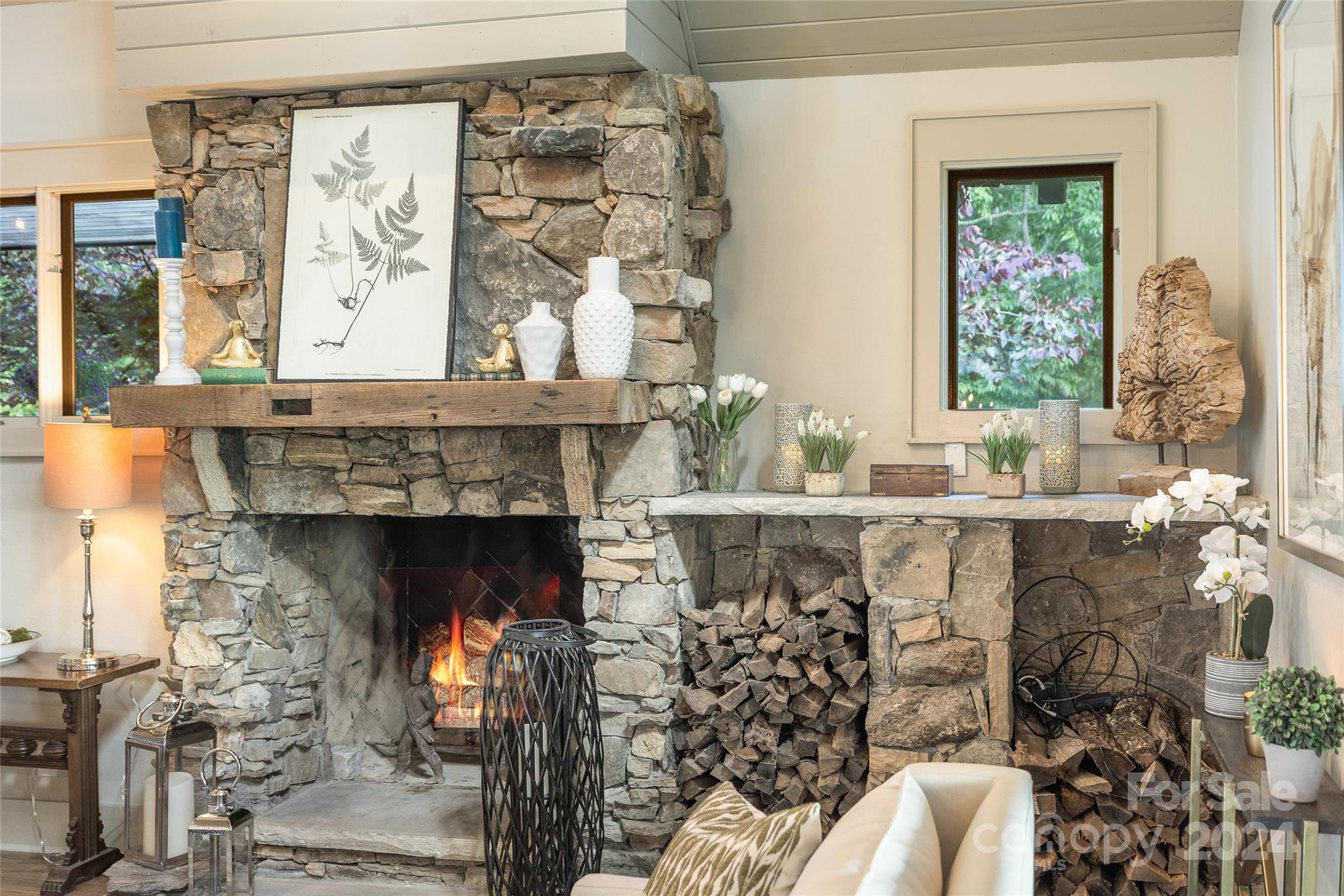 Pilots Knob - Residential