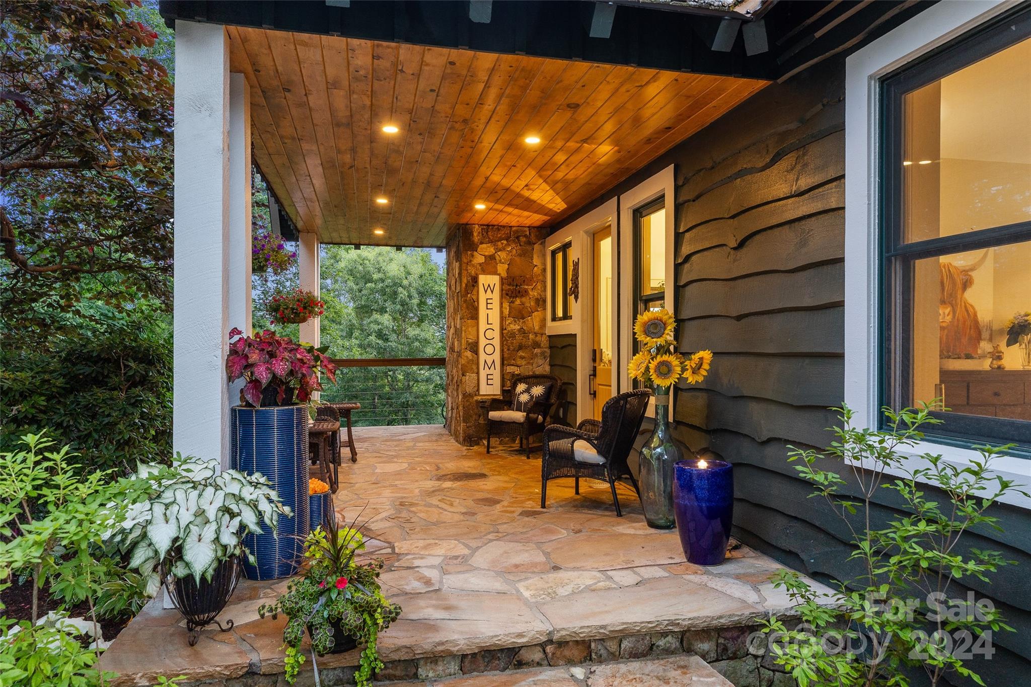 Pilots Knob - Residential