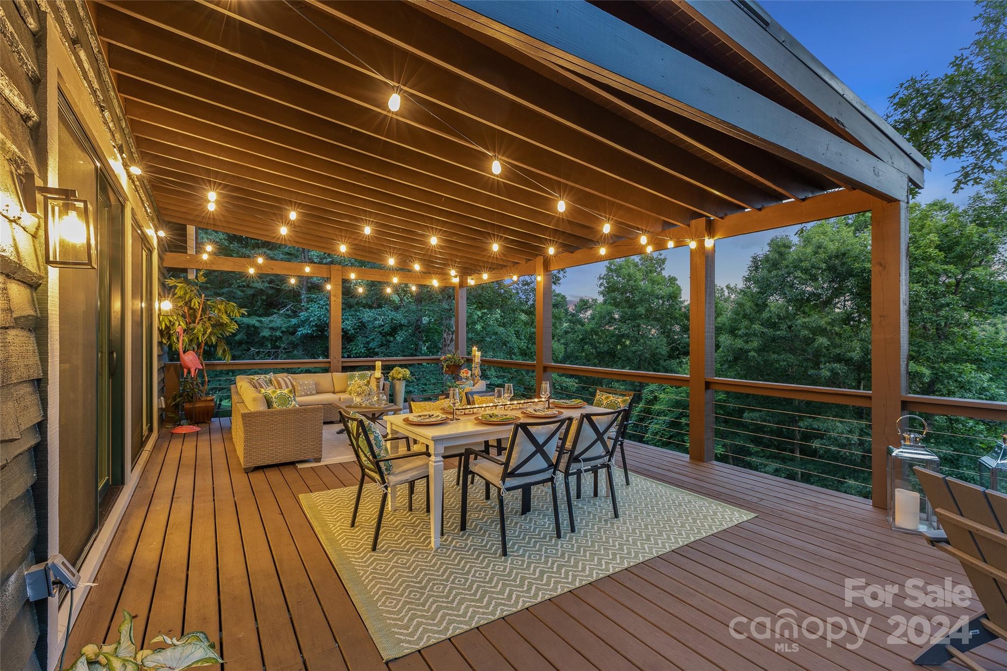 Pilots Knob - Residential