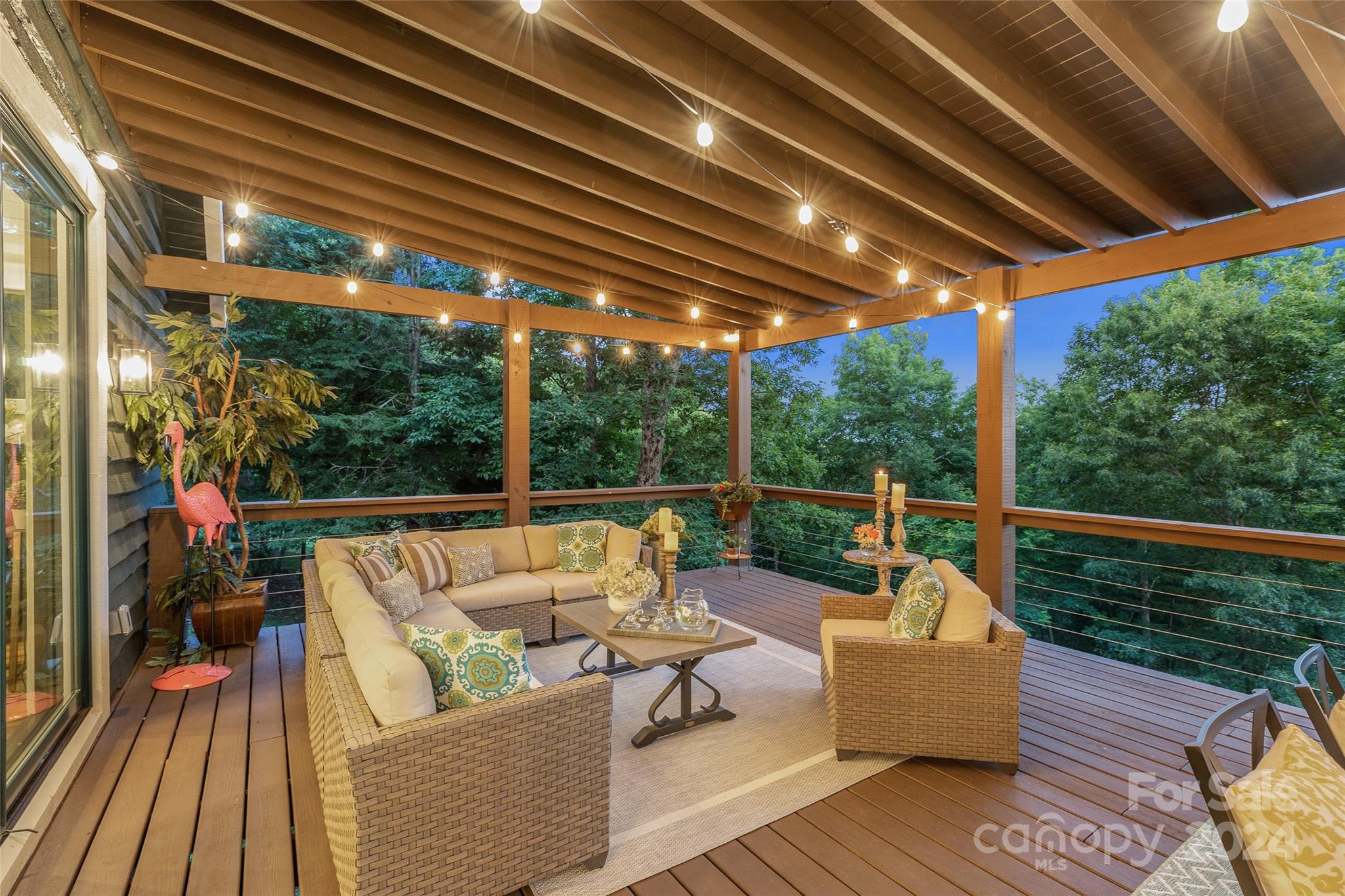 Pilots Knob - Residential