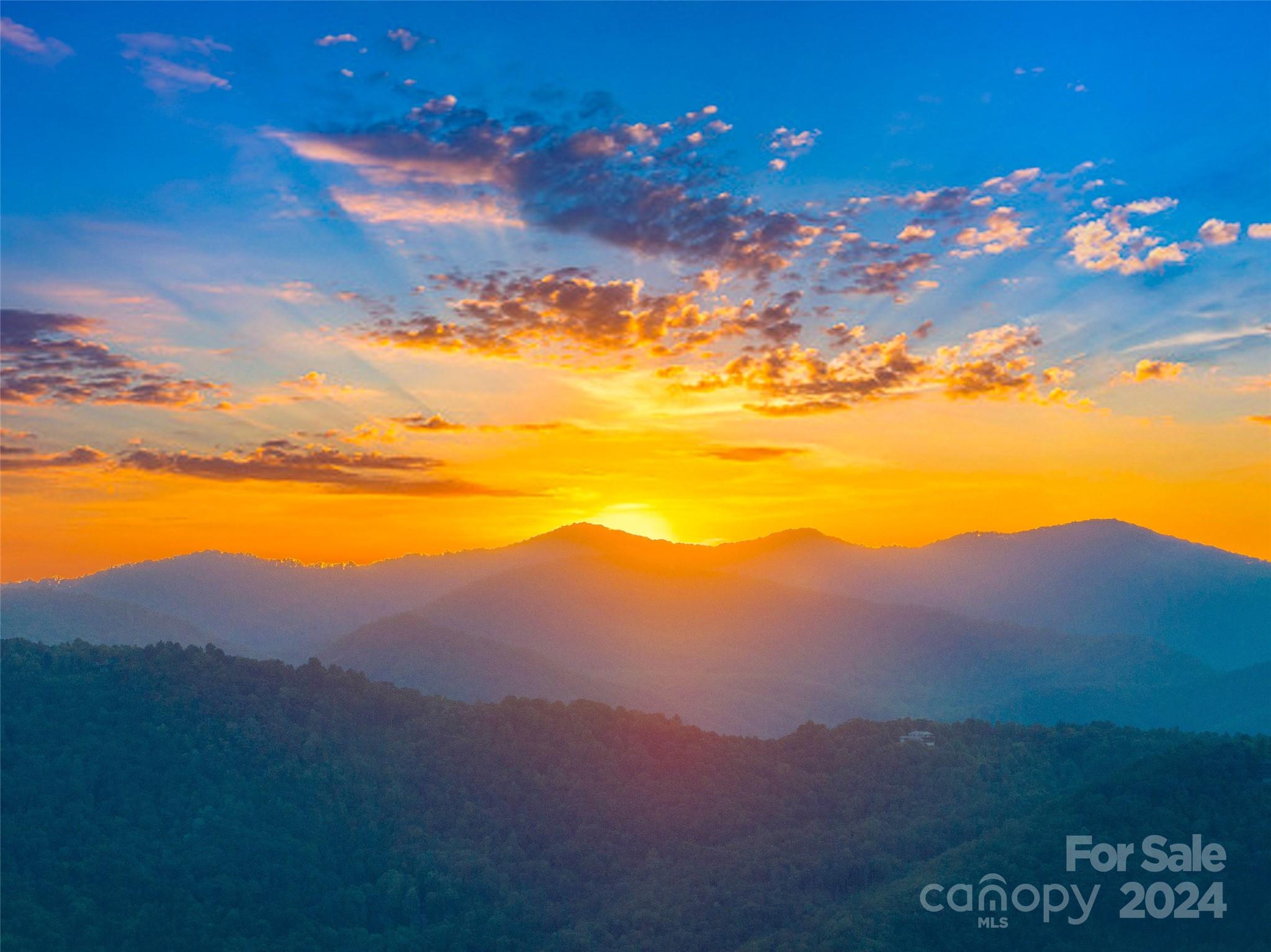 Pilots Knob - Residential