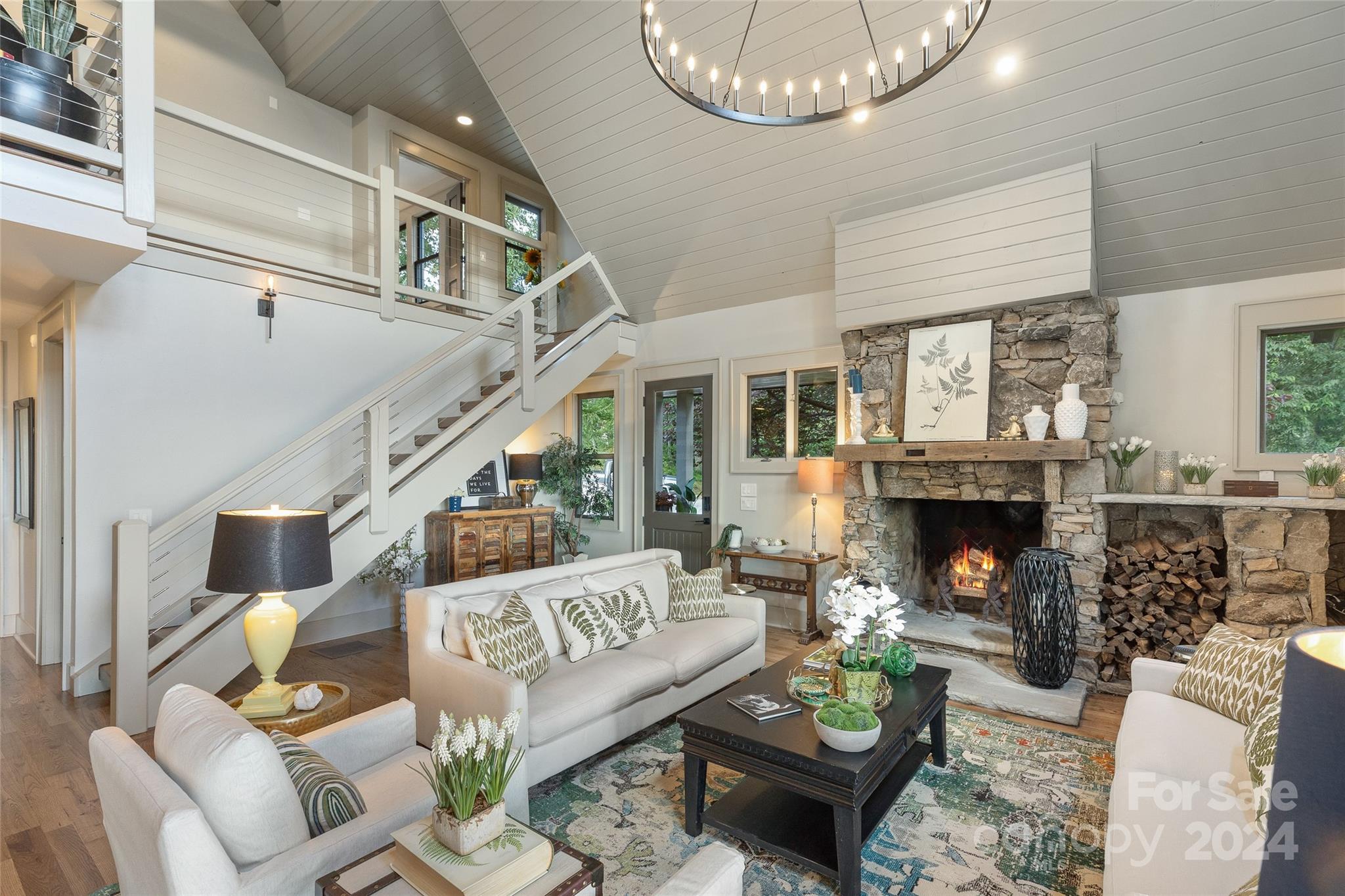 Pilots Knob - Residential