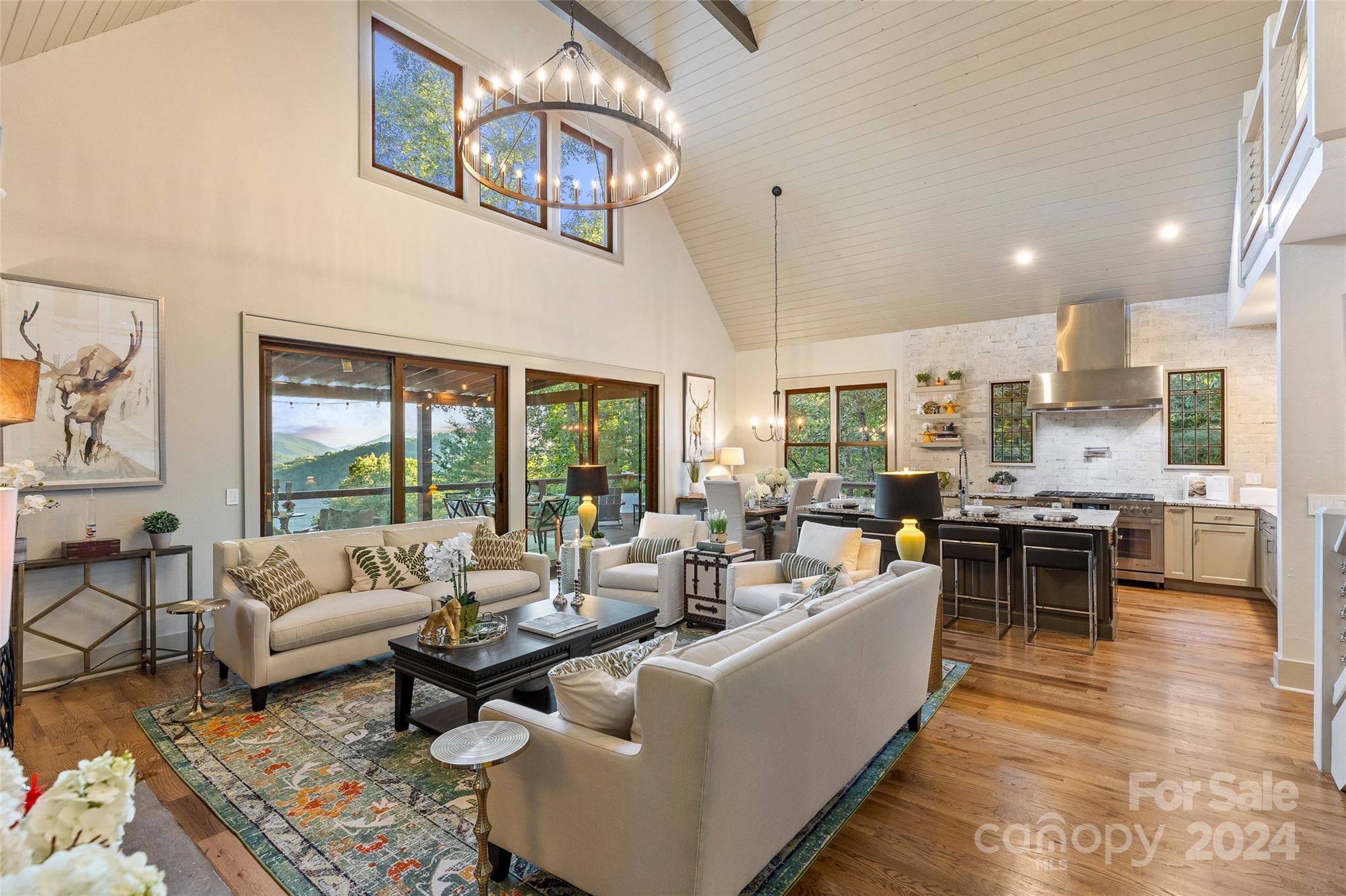 Pilots Knob - Residential