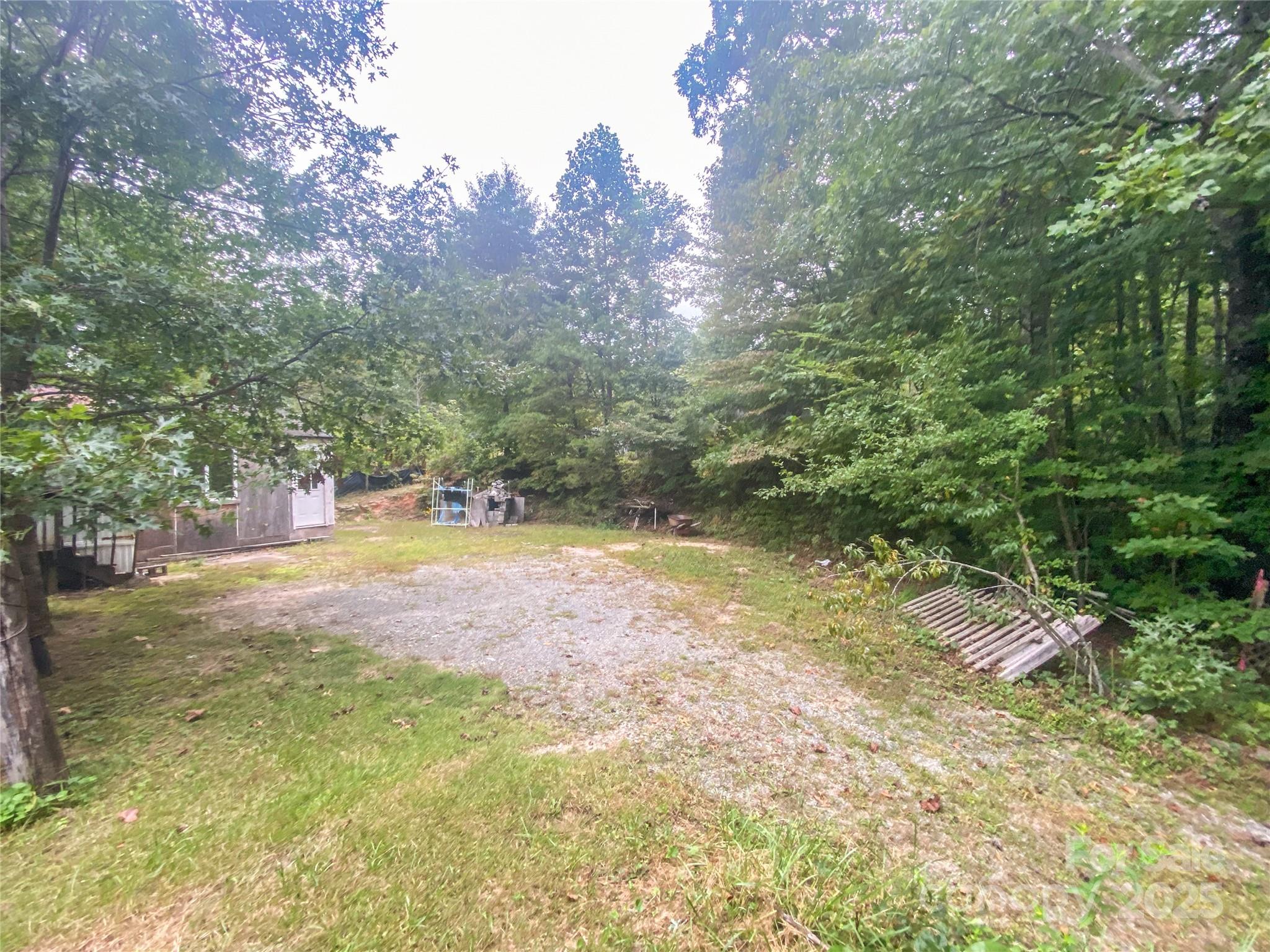 17 Howell Road