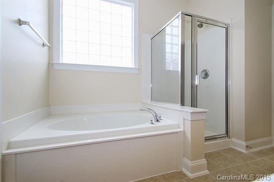 Macaulay - Residential Lease