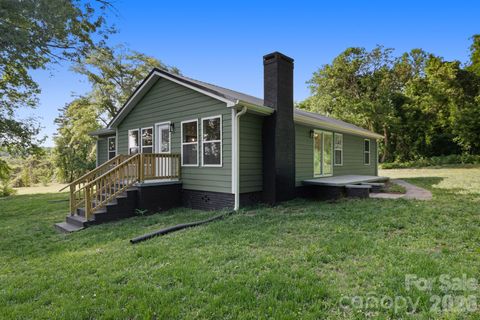 240 E Court Street Rutherfordton NC 28139
