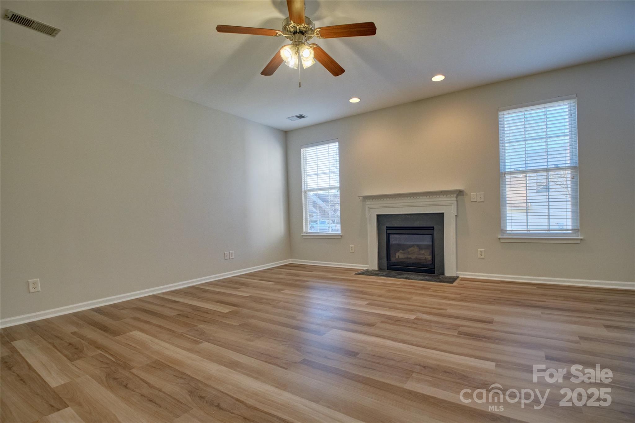 Autumn Cove At Lake Wylie - Residential