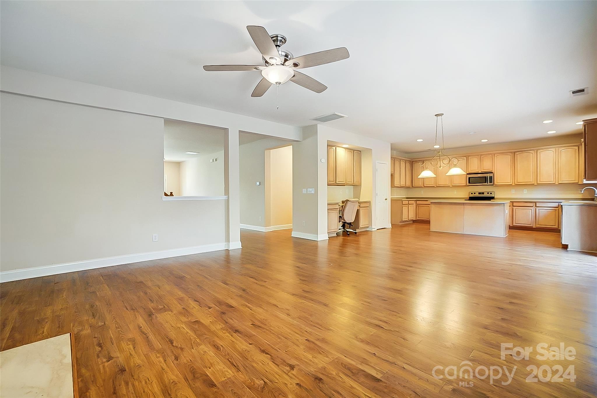 English Trails - Residential