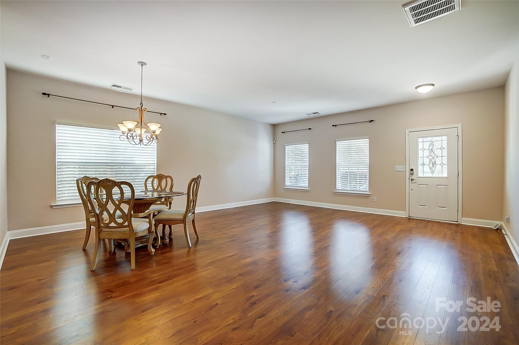 English Trails - Residential