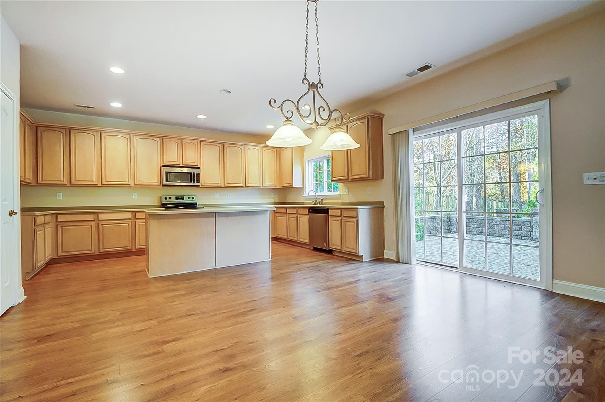 English Trails - Residential