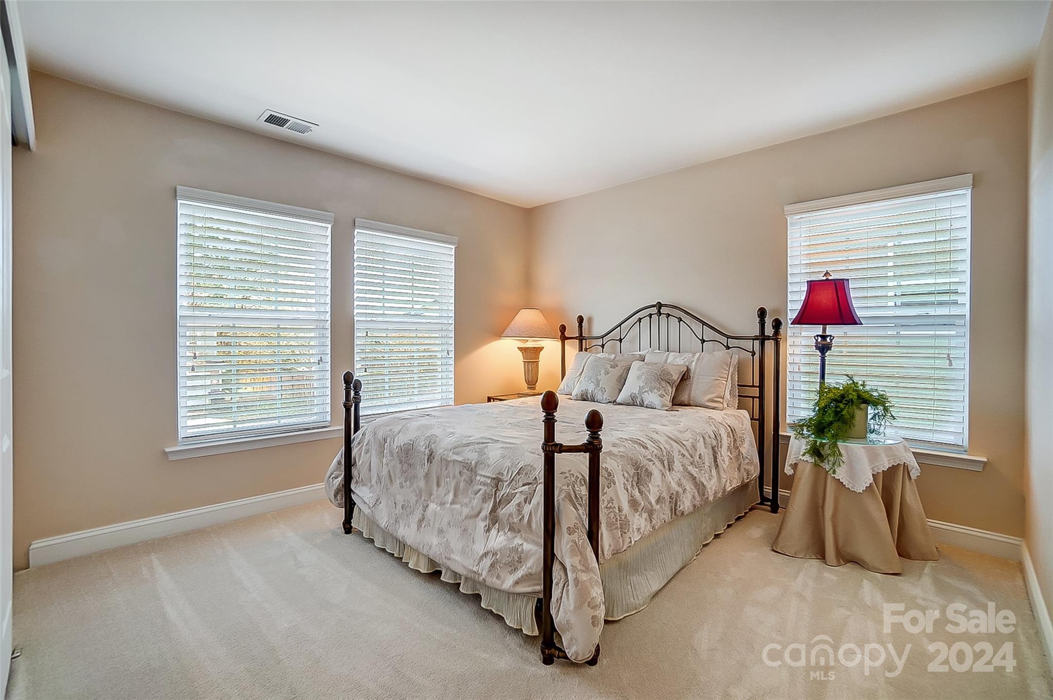 English Trails - Residential