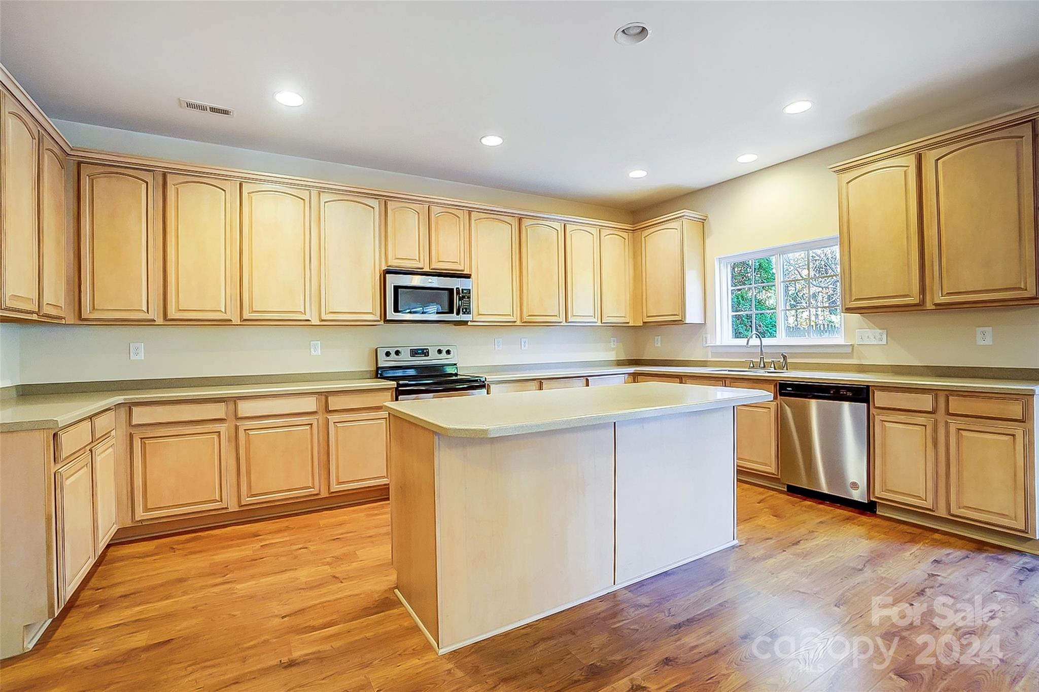 English Trails - Residential