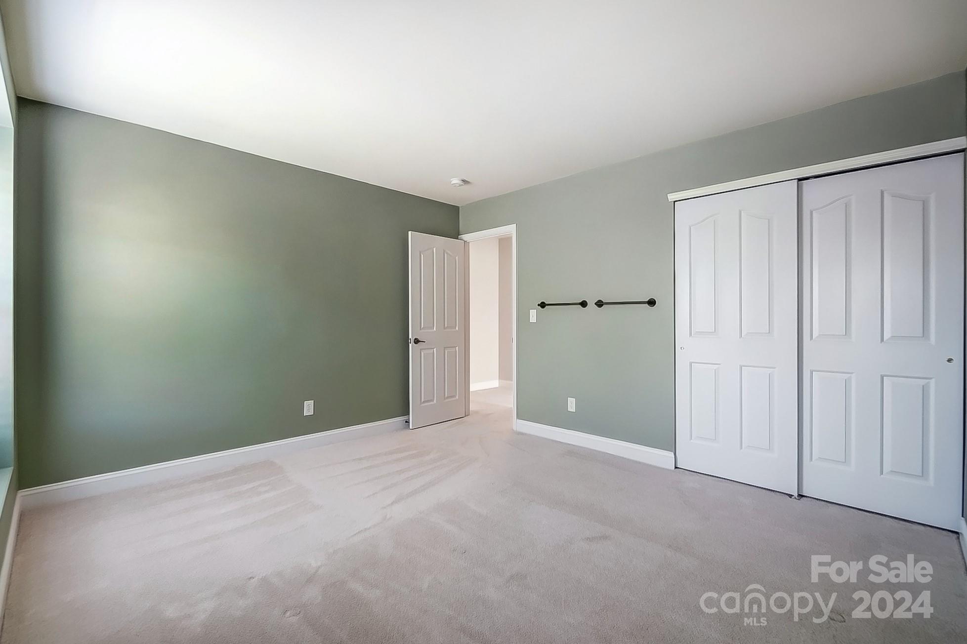 English Trails - Residential