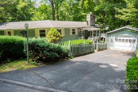 Photo of 104 Ash Drive, Maggie Valley, NC 28751 (MLS # 4402926)