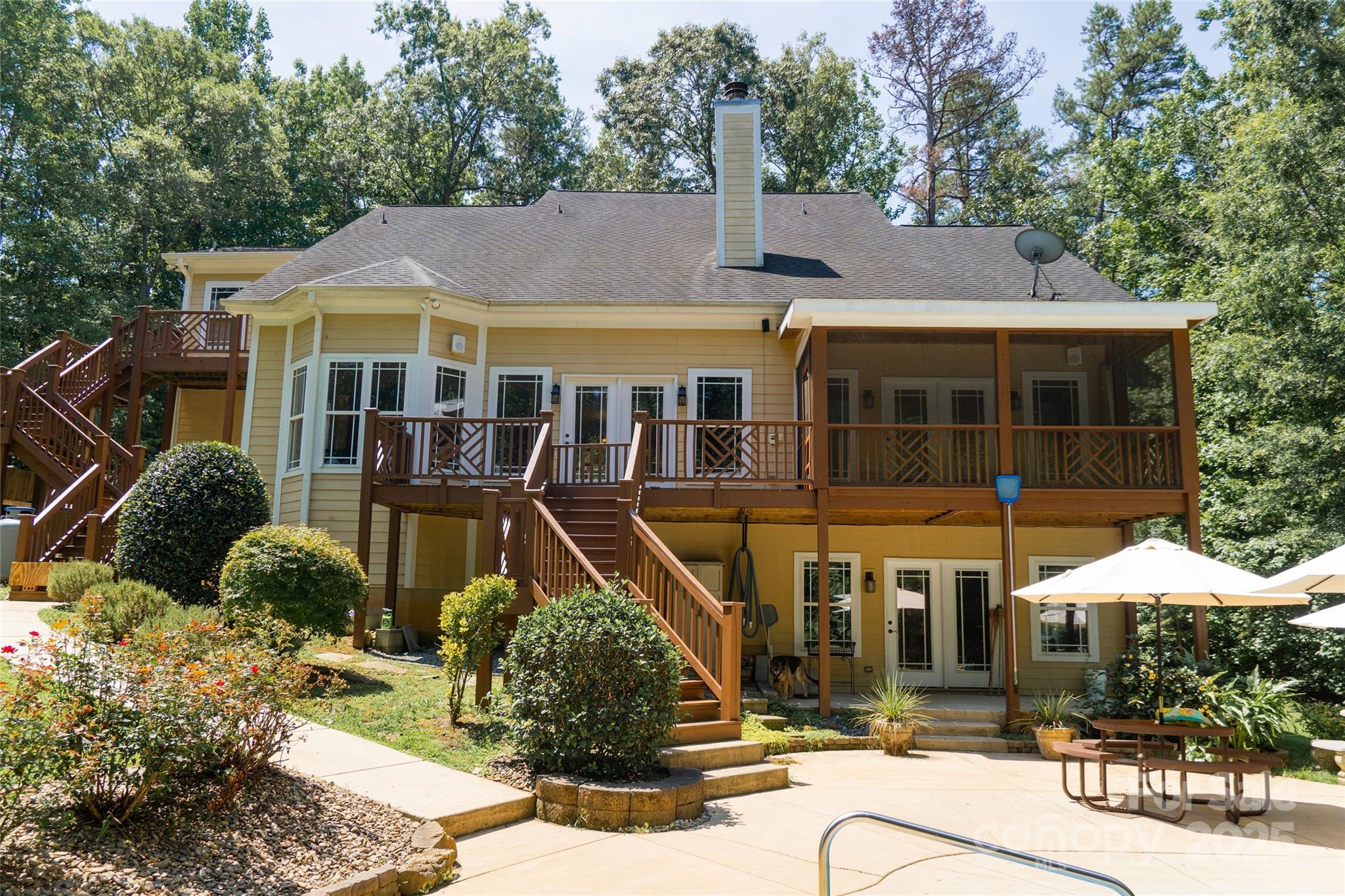 6184 Chandler Road