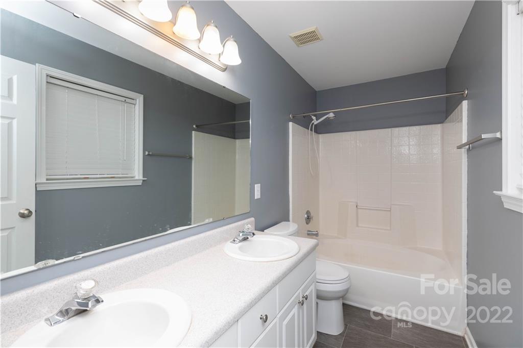 Taylor Oaks - Residential