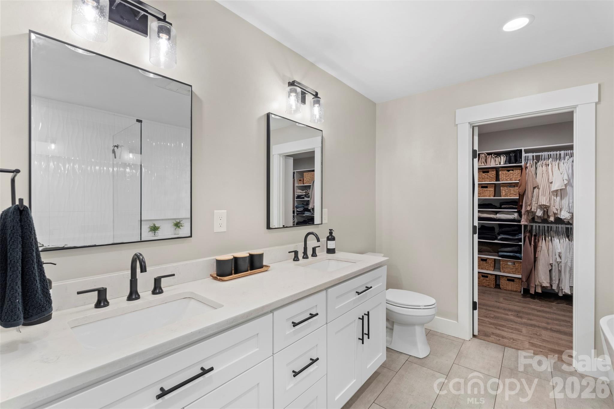 Wesley Oaks - Residential