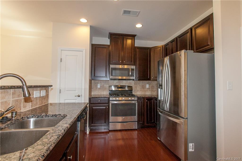 Mccarley - Residential Lease