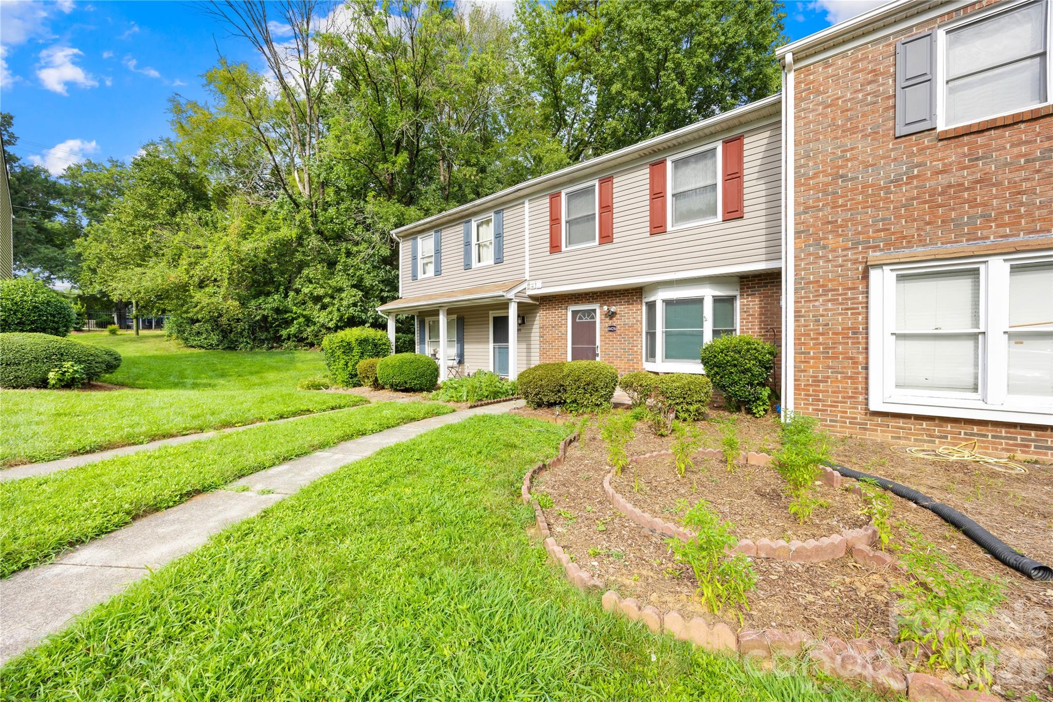 8426 Rust Wood Place