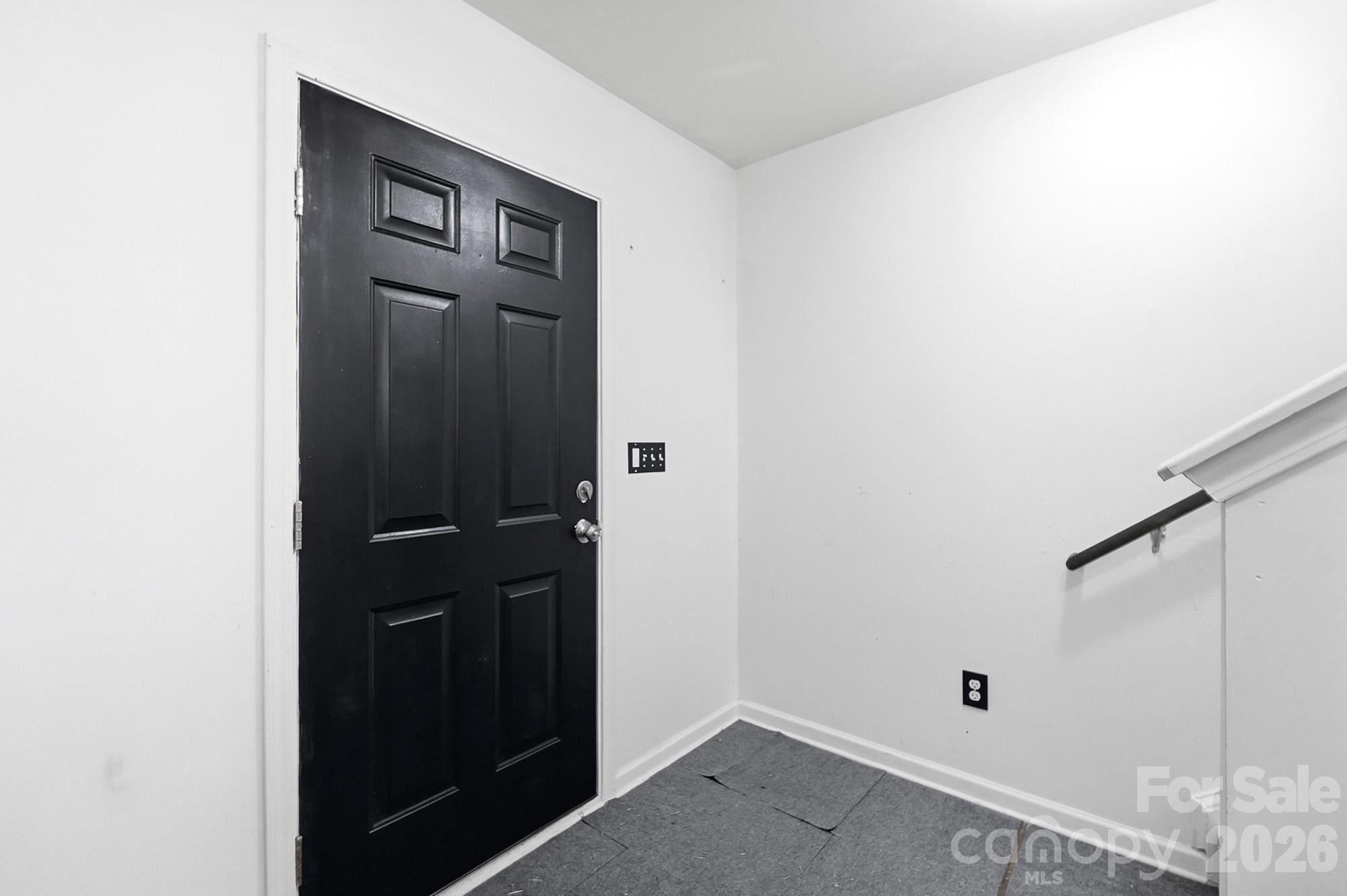 1718 Aldershot Court