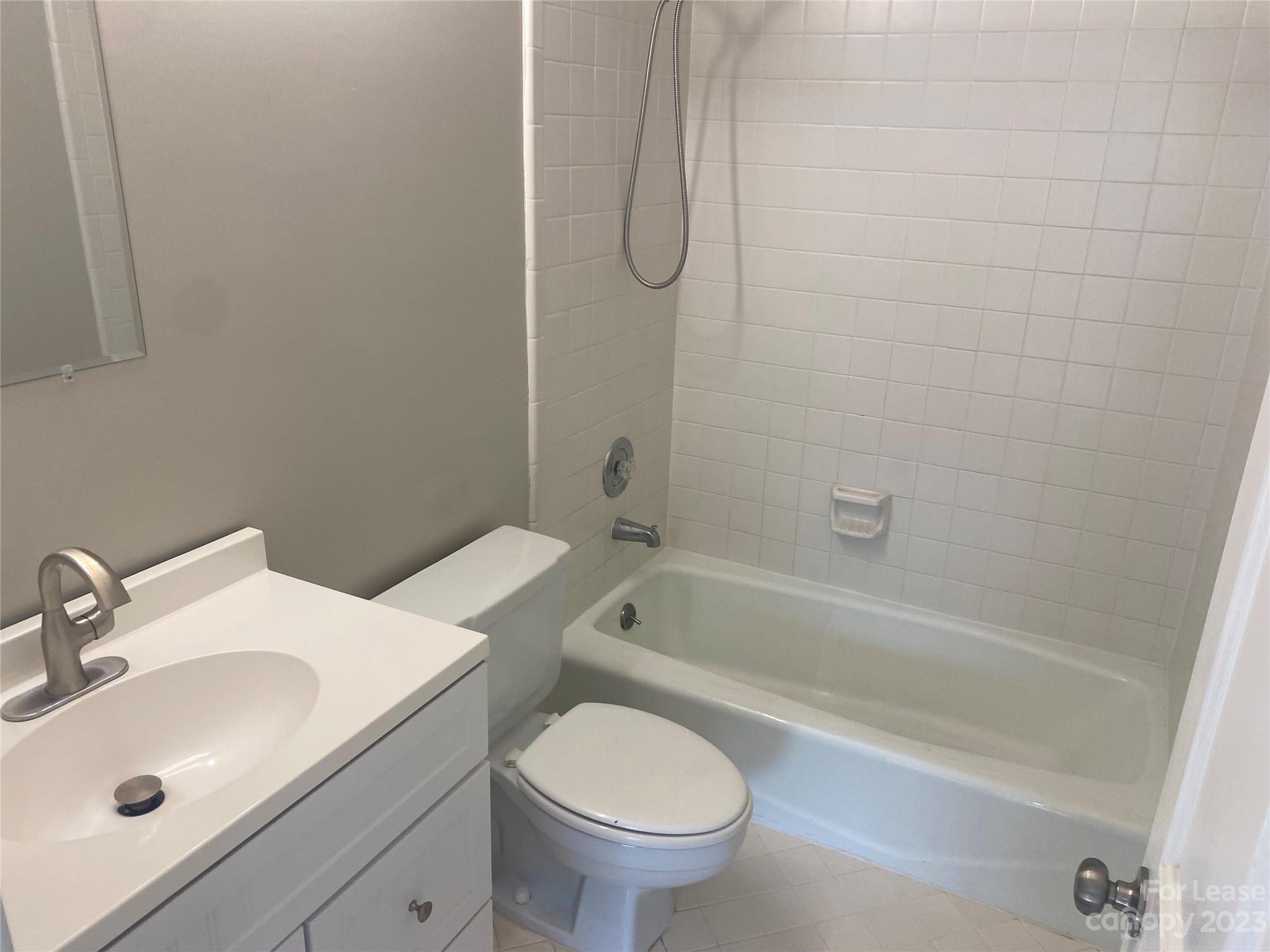 King John Condos - Residential Lease