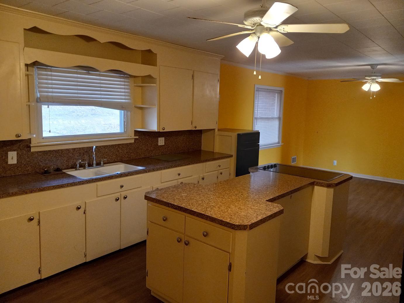 4612 Dallas Cherryville Highway