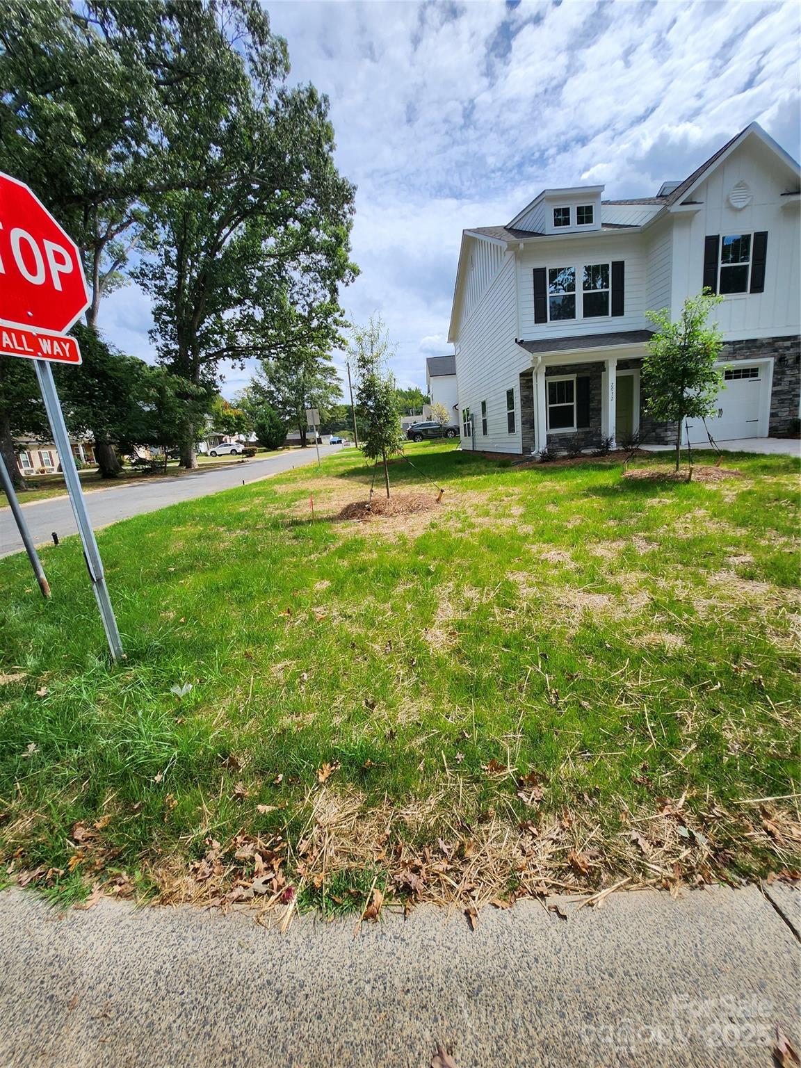 2028 Mandarin Boulevard