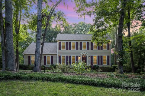 3523 Foxridge Road Charlotte NC 28226