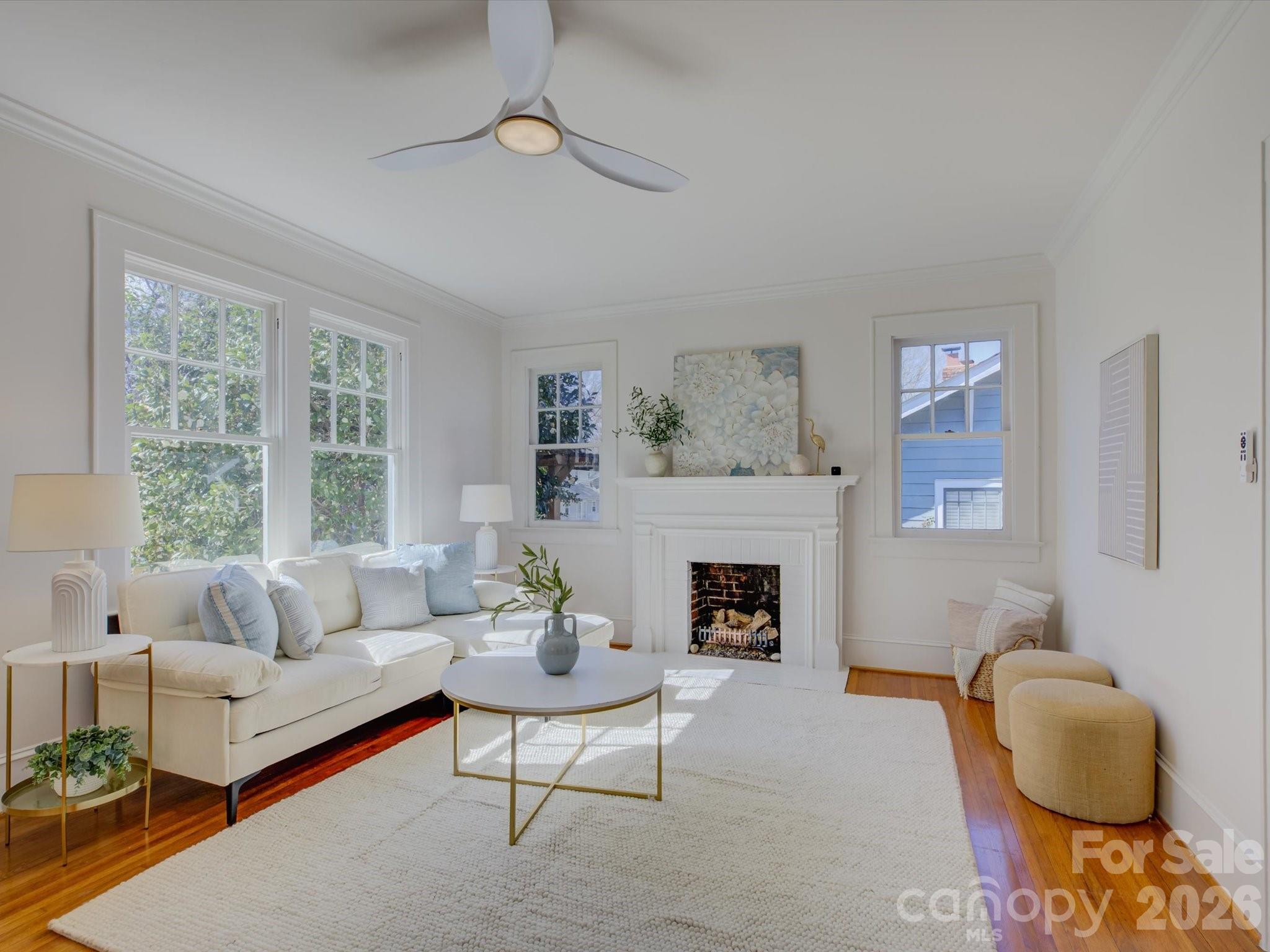 425 Rensselaer Avenue