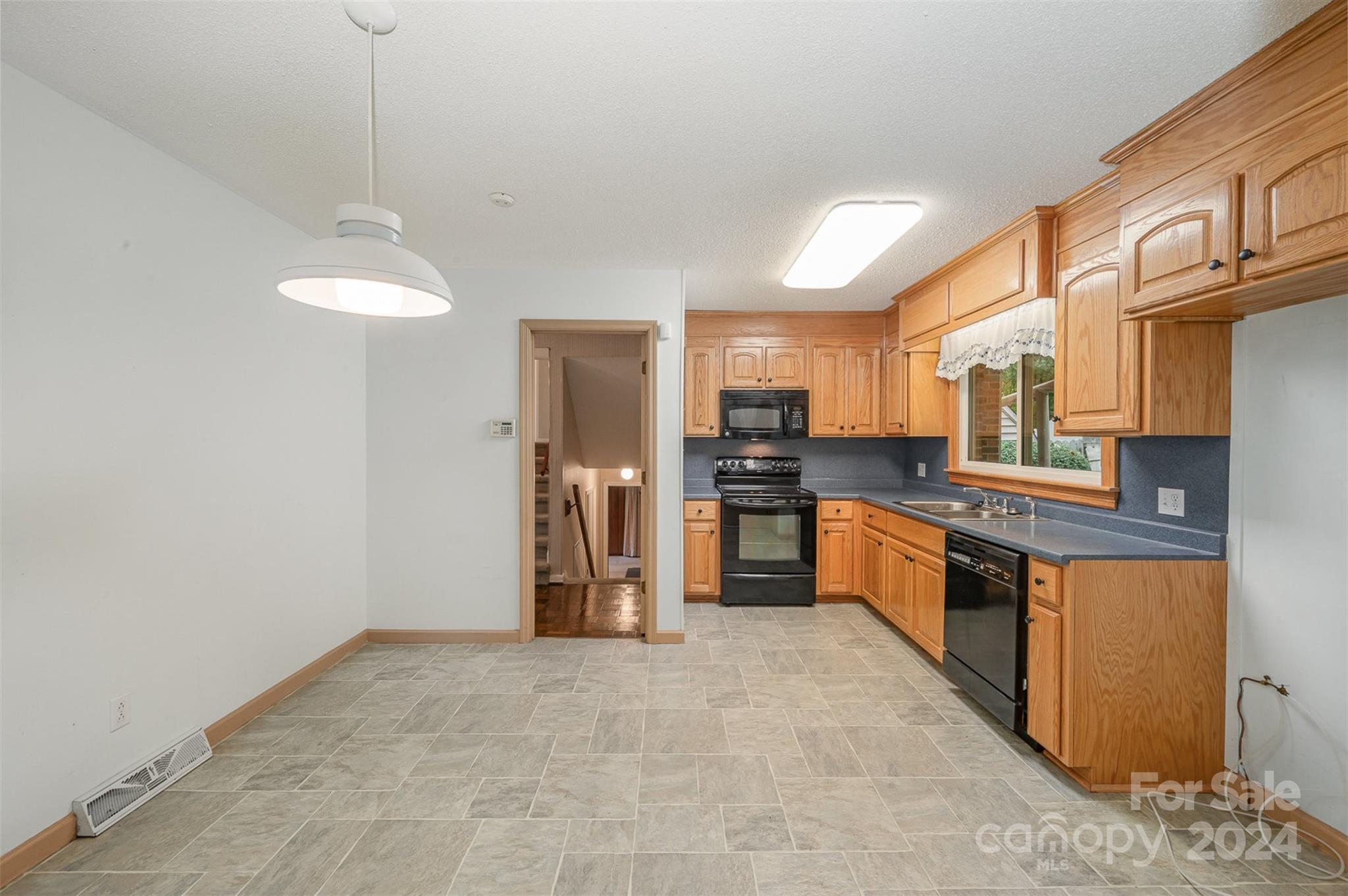 Forest Hills - Residential