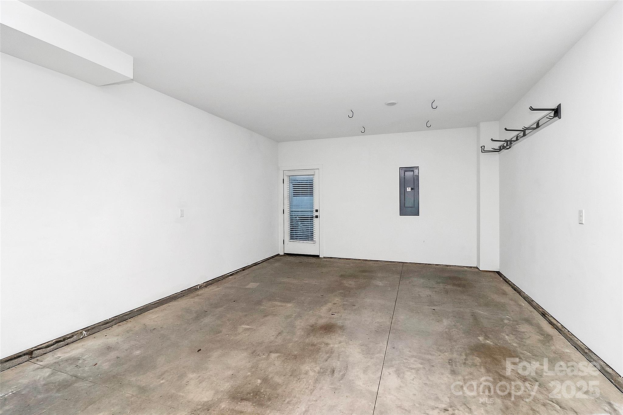 Altura Southend - Residential Lease