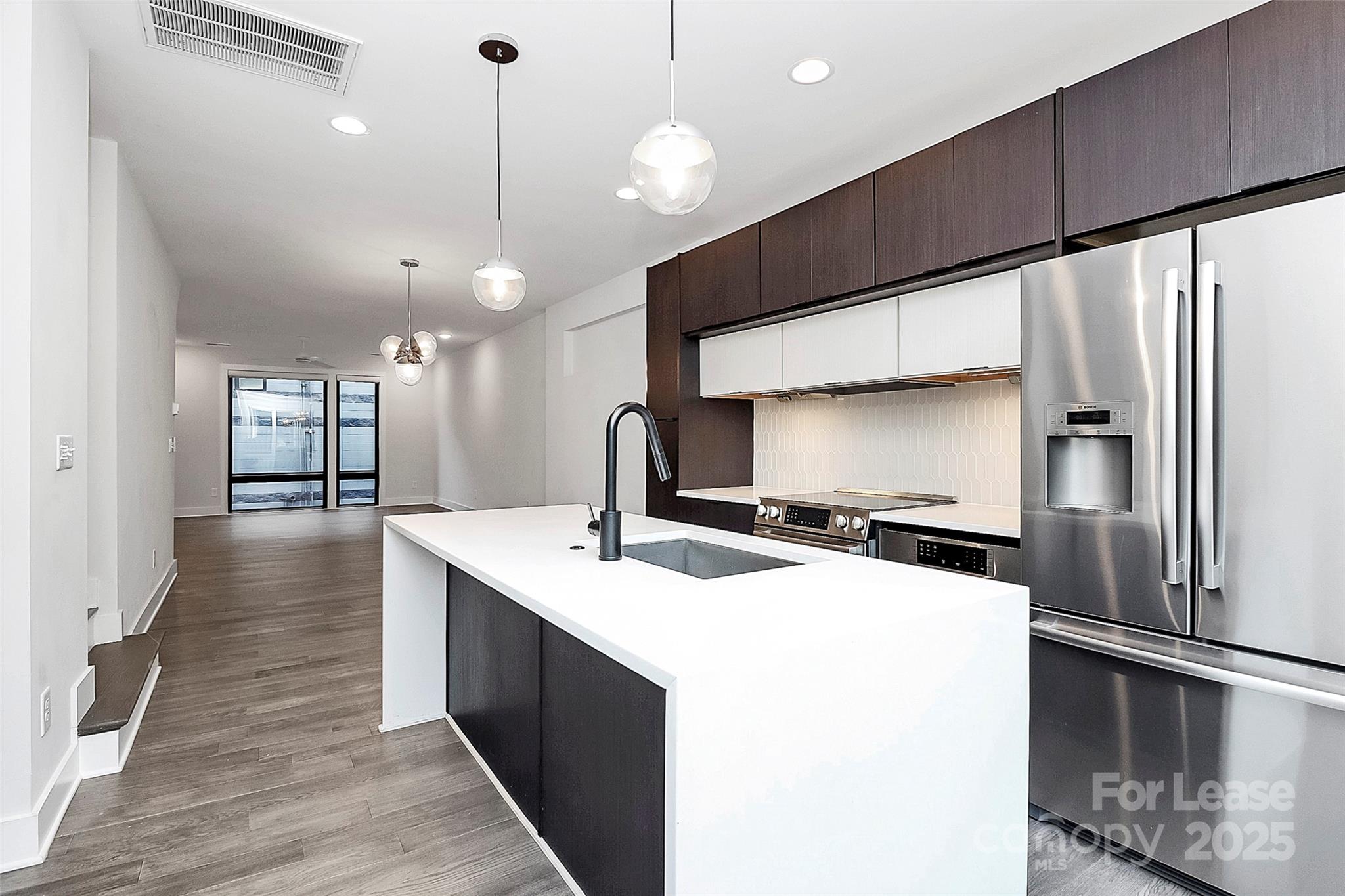 Altura Southend - Residential Lease