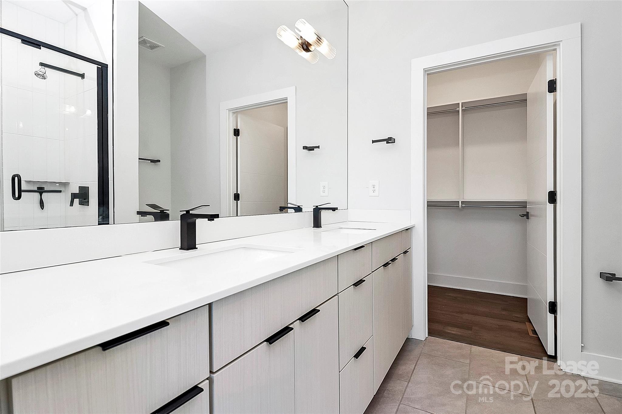 Altura Southend - Residential Lease