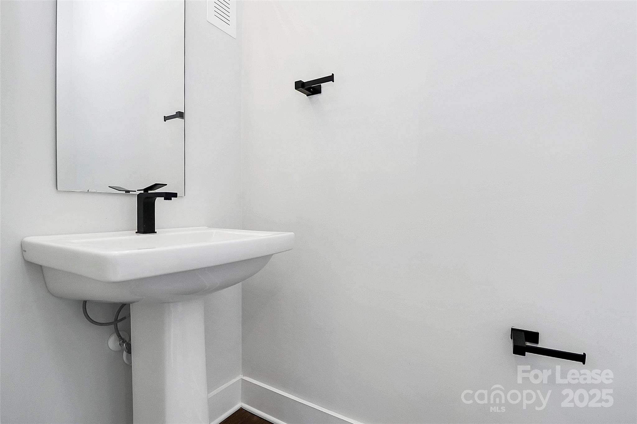 Altura Southend - Residential Lease