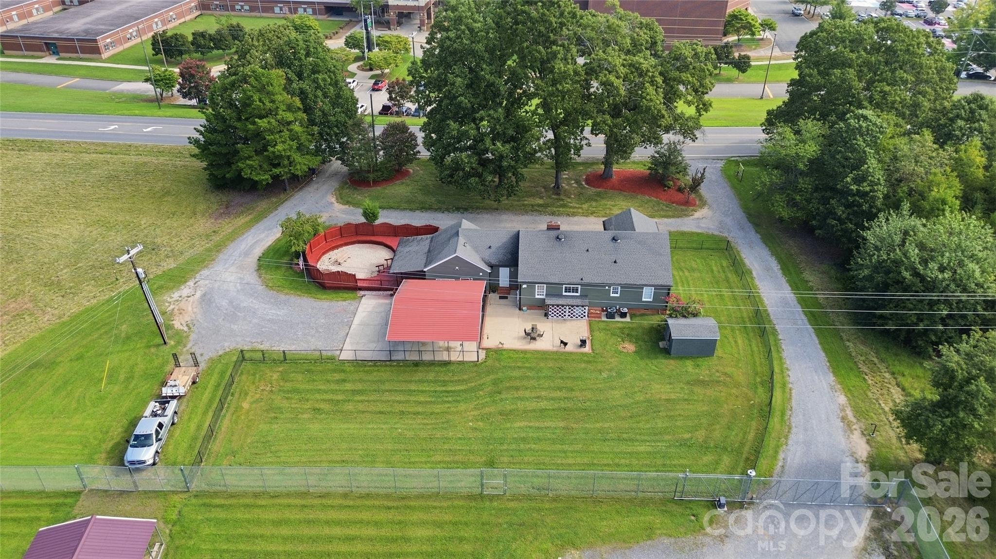 5548 Union Road
