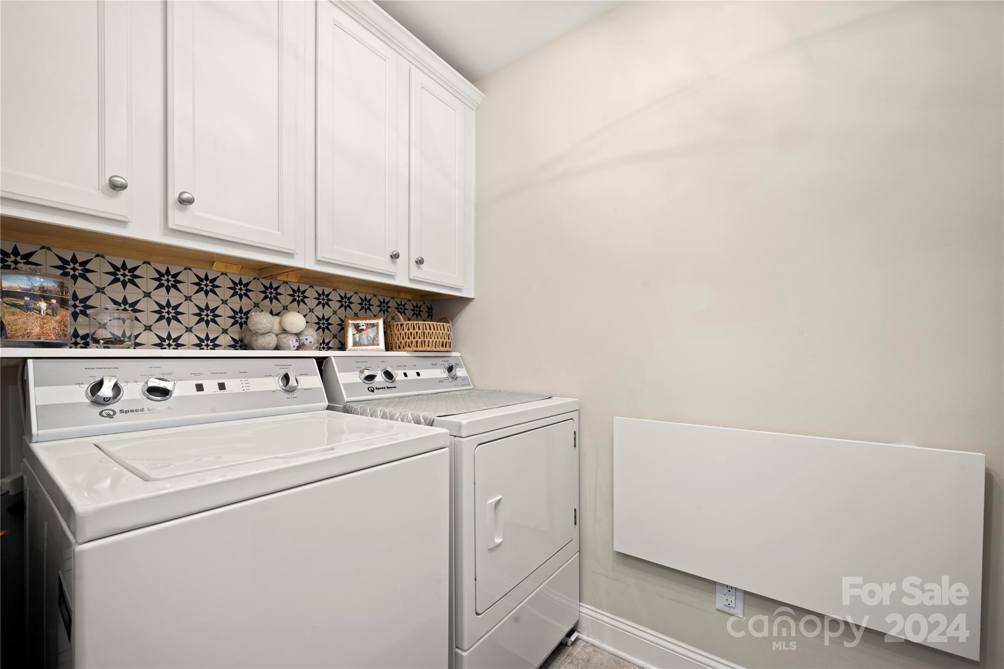 The Retreat At Sunset Ridge - Residential