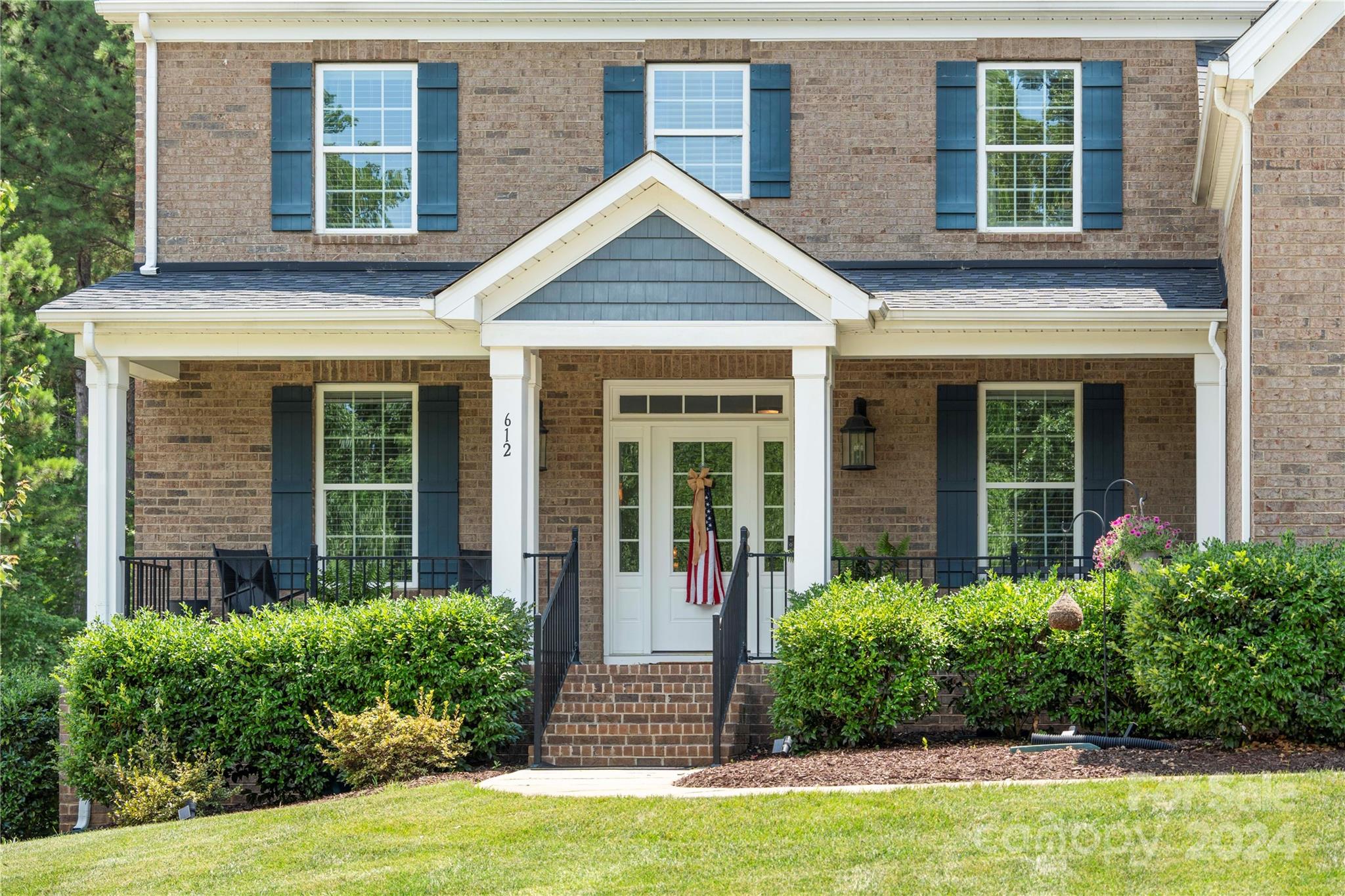 The Retreat At Sunset Ridge - Residential