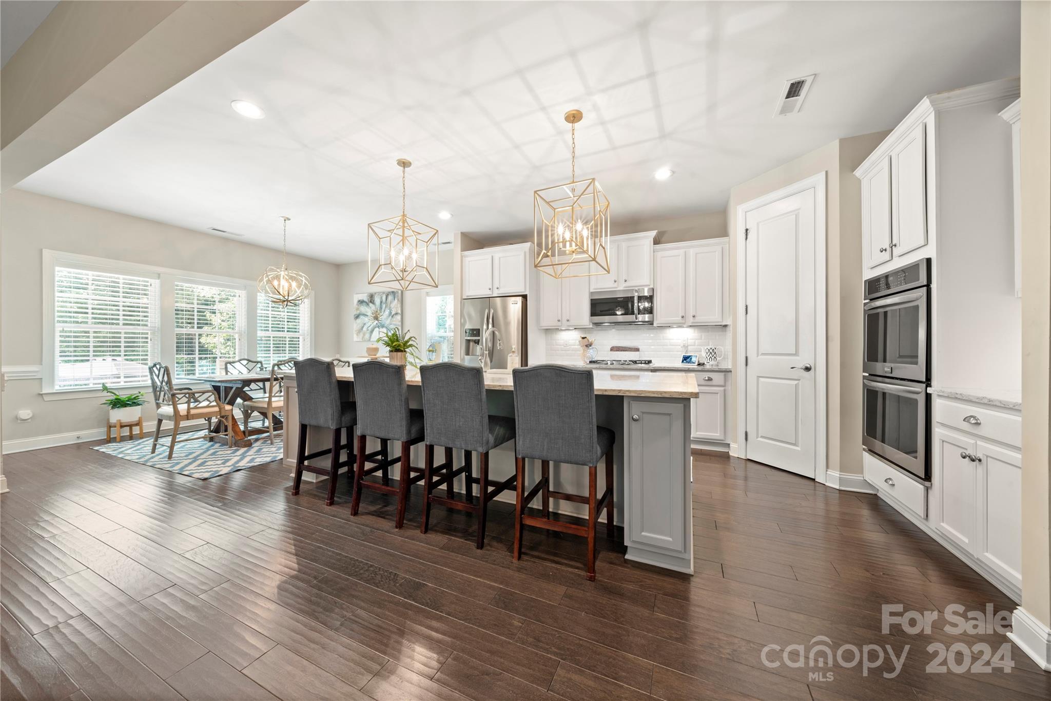 The Retreat At Sunset Ridge - Residential