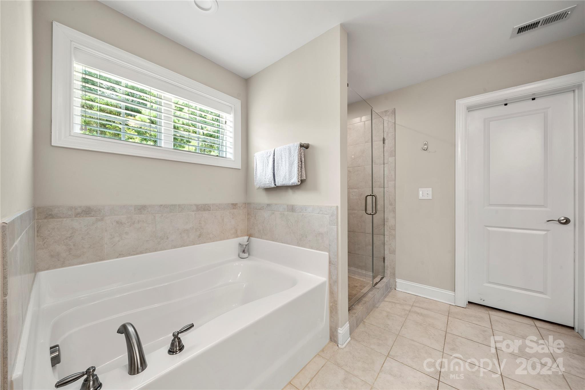 The Retreat At Sunset Ridge - Residential