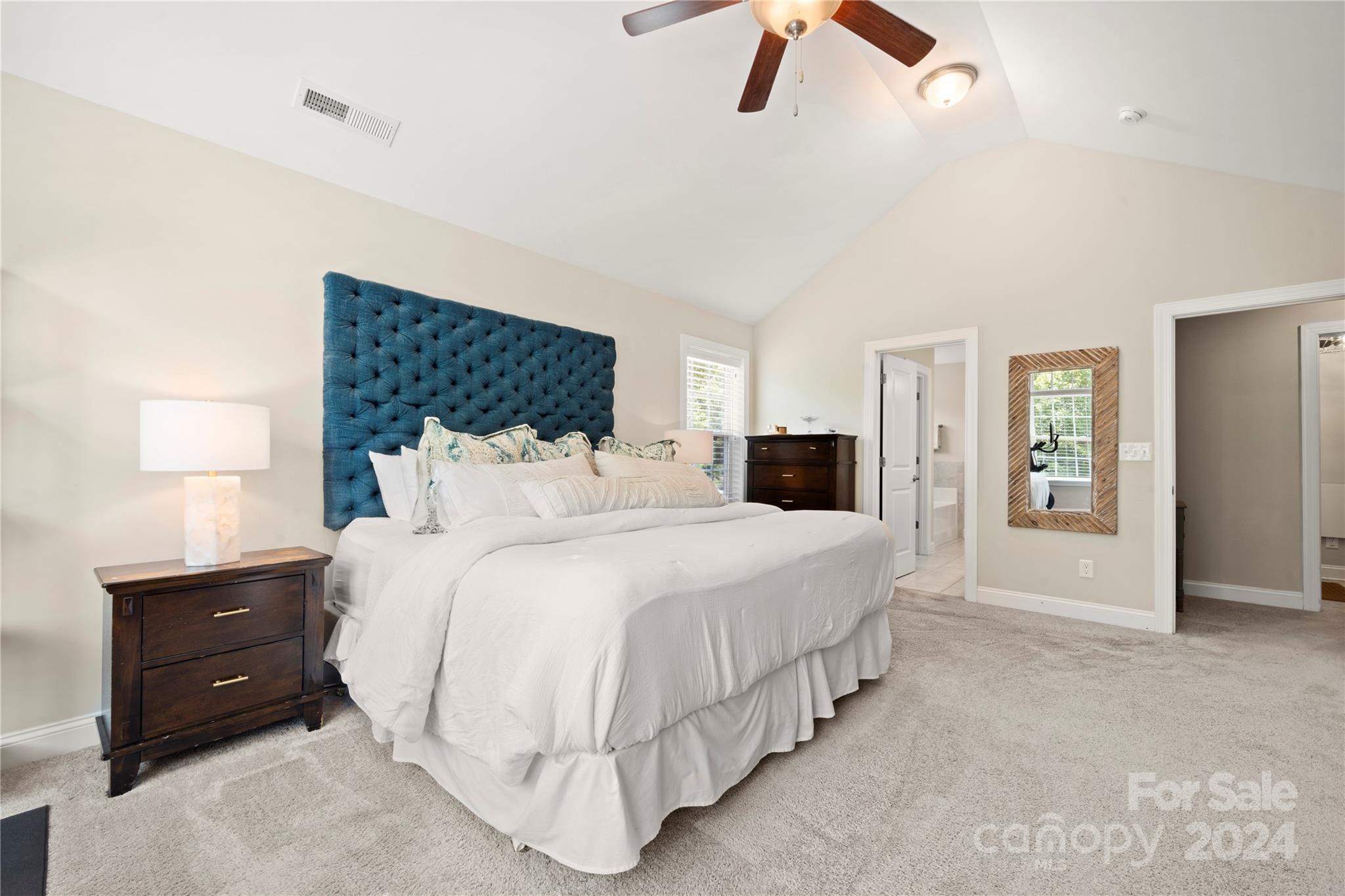 The Retreat At Sunset Ridge - Residential