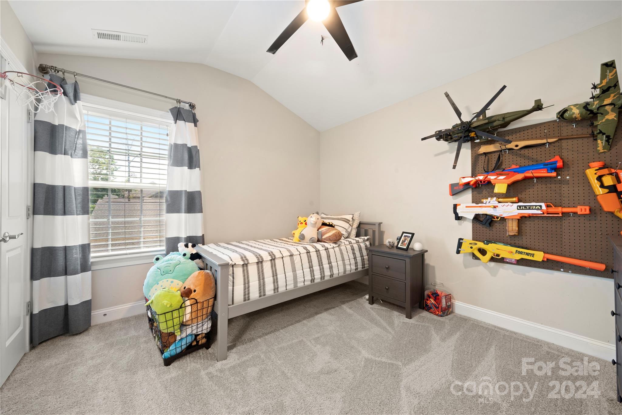 The Retreat At Sunset Ridge - Residential