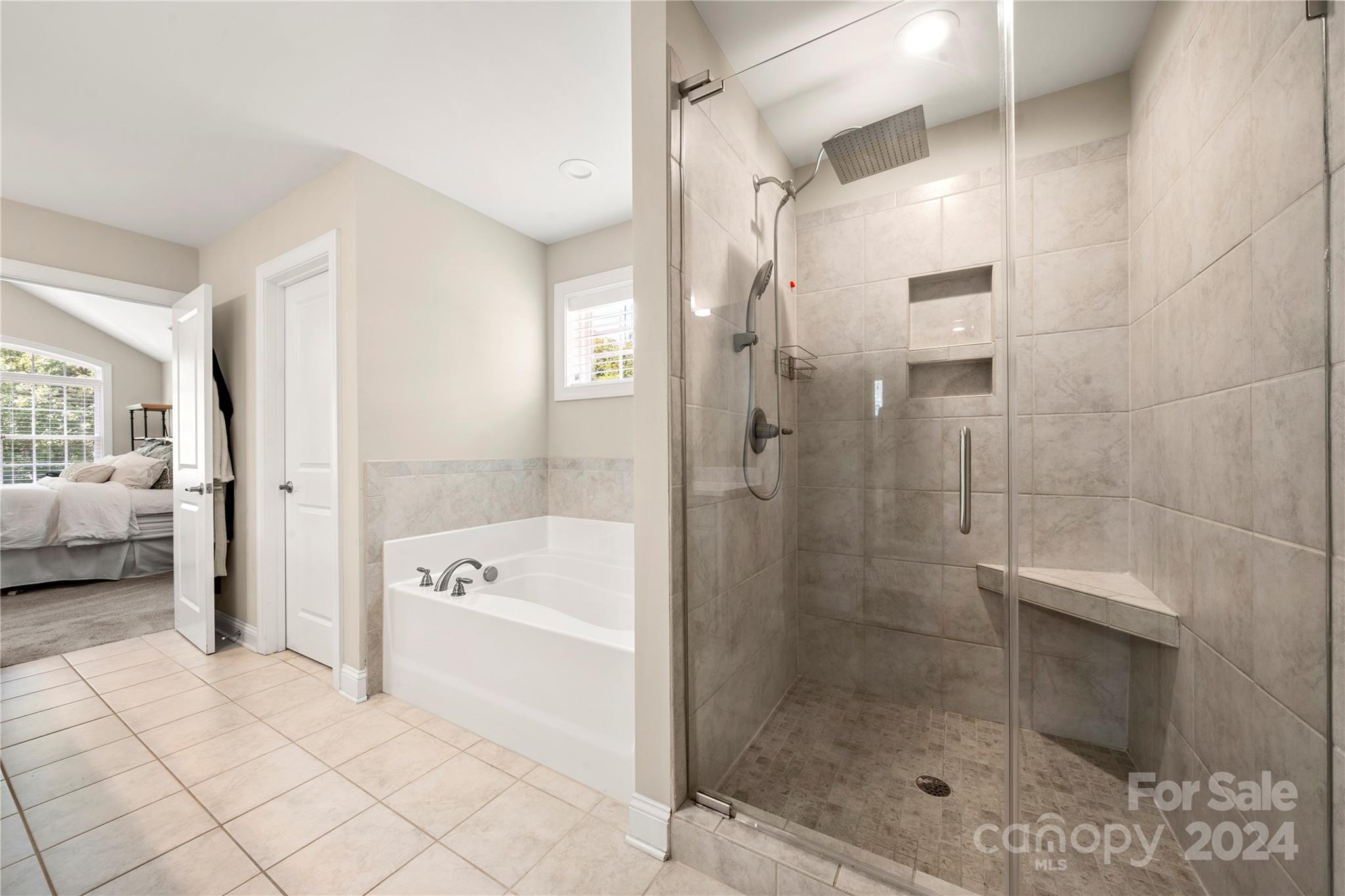 The Retreat At Sunset Ridge - Residential