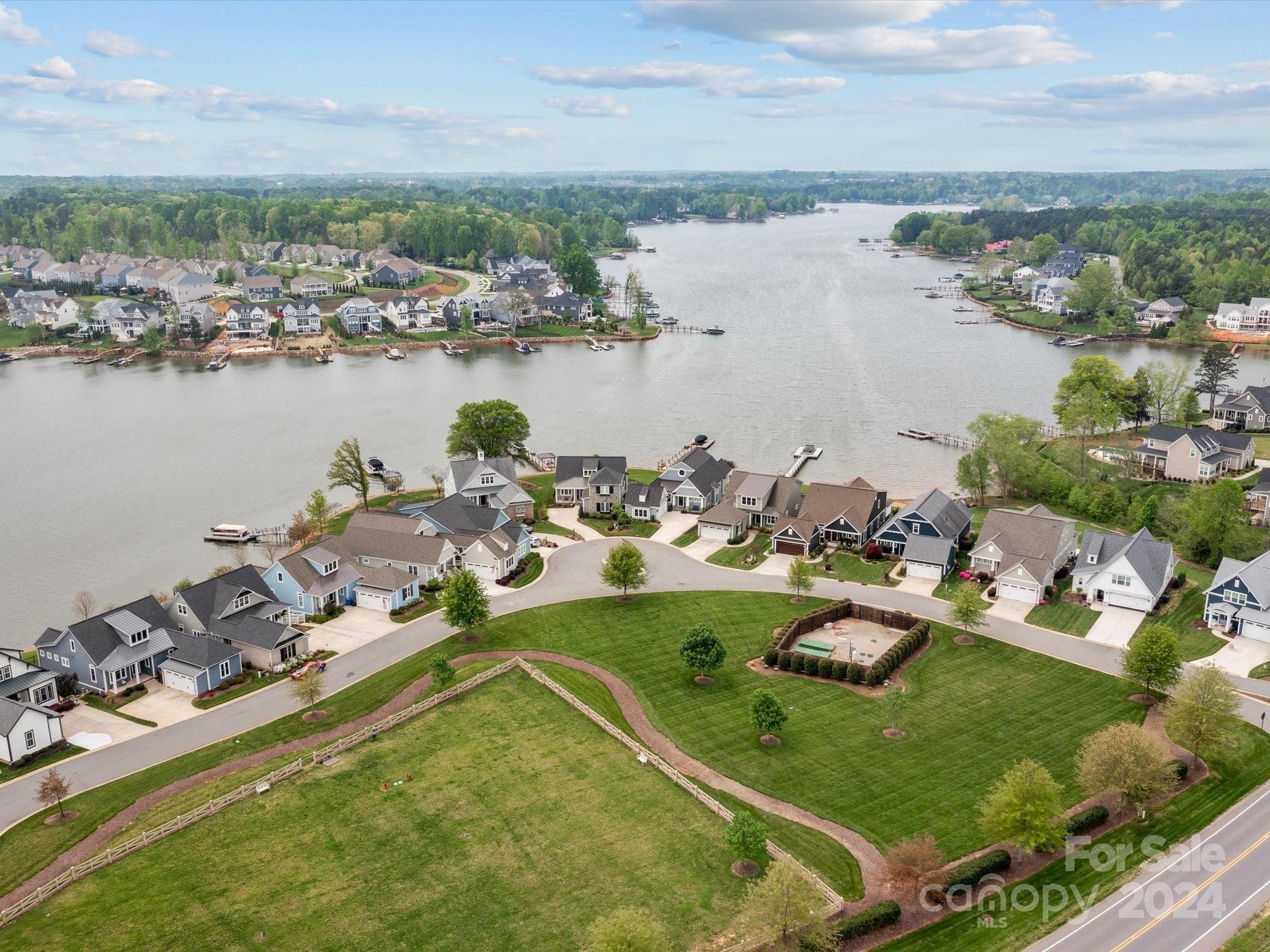 Sisters Cove - Residential