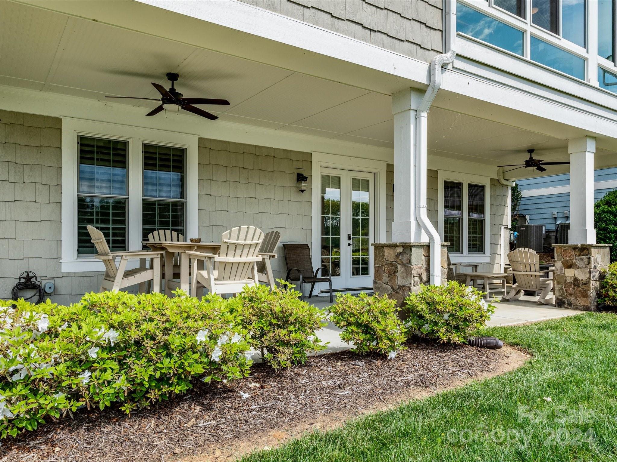 Sisters Cove - Residential