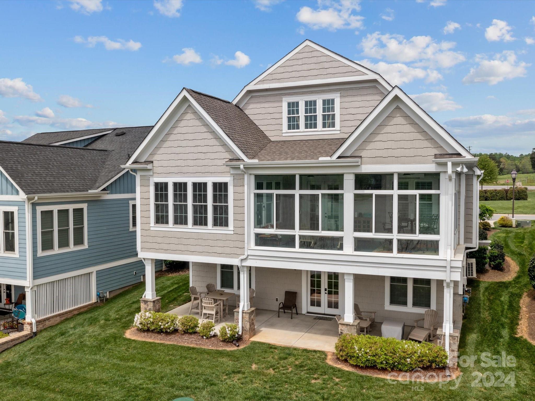 Sisters Cove - Residential