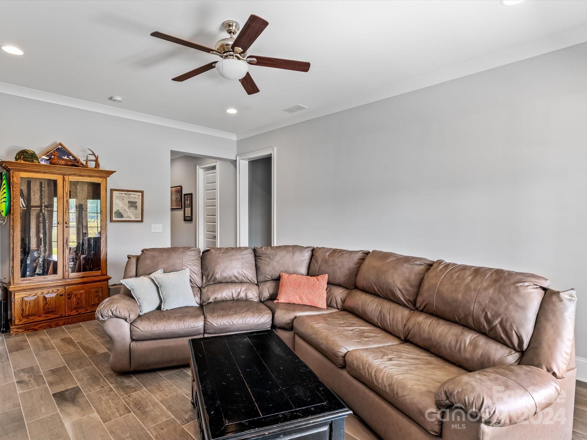 Sisters Cove - Residential